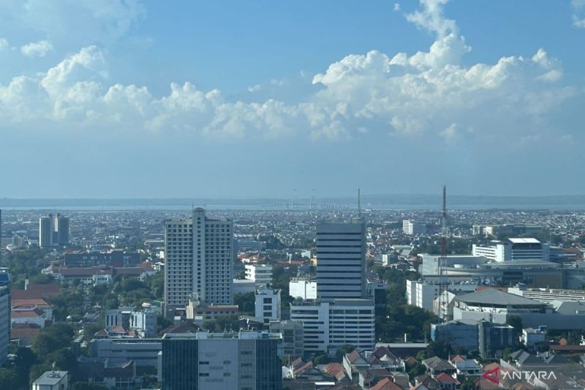 Cuaca Indonesia Hari Ini: Prediksi Awan Tebal Menguasai Sebagian Besar Wilayah, Ancaman Hujan Lebat dan Petir Meningkat