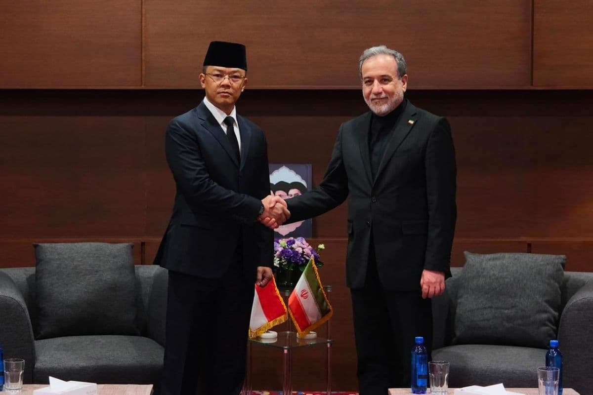 Diplomasi di Tengah Geopolitik Tegang: Indonesia dan Iran Tawarkan Jalur Mediasi Dunia yang ‘Bebas dari Tekanan AS’