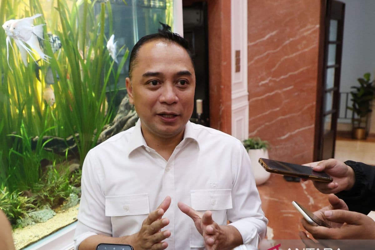 Sikat Habis Pungli 'Sampingan', Wali Kota Surabaya Resmi Larang Iuran Liar di Tingkat RT/RW