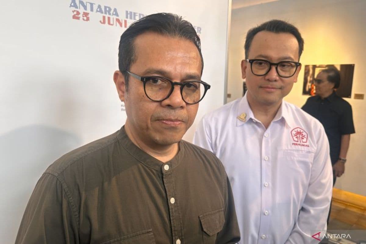 Wamen Kominfo Desak PR Jadi ‘Pusat Kebenaran’ di Era Disinformasi: Tantangan Besar di Balik Janji