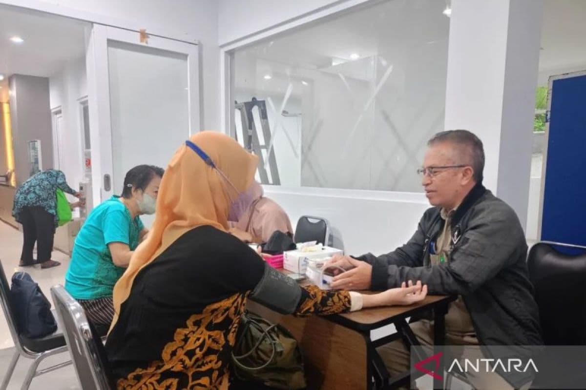 Jaktim Revolusi CKG: Integrasi TBC & Layanan Kesehatan Lain dalam Satu Kunjungan!