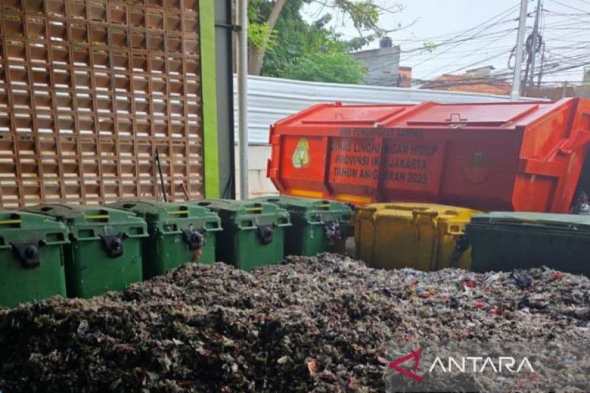 Jakarta Geliat: 32 Ton Sampah Dihaluskan, Aplikasi Transjakarta Lebih 'Hijau', dan Transaksi Fair Capai Rp8,2 Triliun – Apa Maknanya?