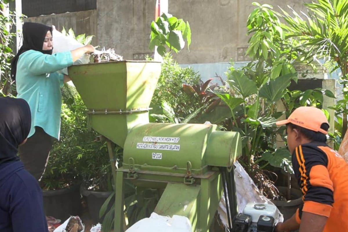 Kebayoran Lama Selatan Siapkan 56 Fasilitas Pengelolaan Sampah Organik: Ambisi Besar atau Sekadar Panggung Hijau?