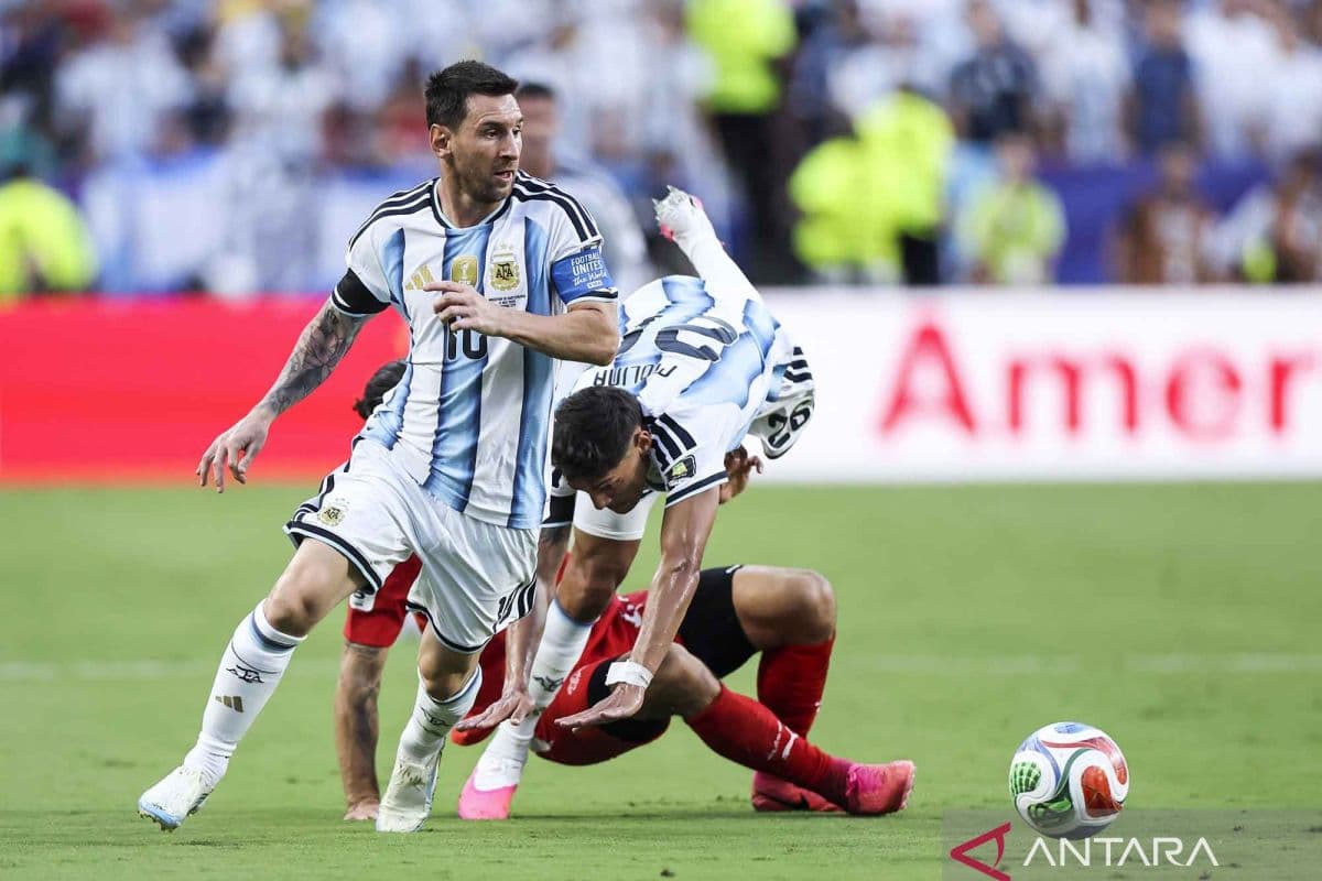 Messi vs Inggris: Duel Panjang 20 Tahun yang Akhirnya Terwujud di Semifinal Piala Dunia 2026