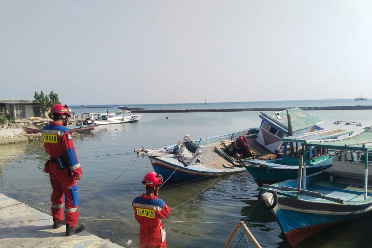 Kapal KM Bangkit Lagi Terseret Bencana di Pulau Pari: Gulkarmat Tanggapi, Tapi Apa yang Sebenarnya Terjadi?