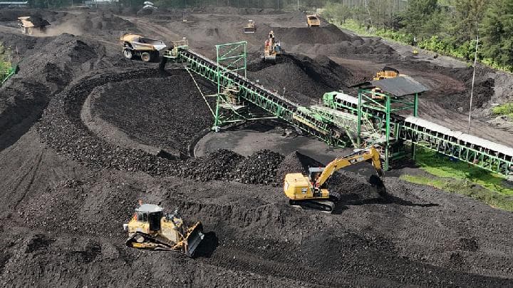 ESDM Desak PLN Percepat Kontrak Batu Bara: Risiko Kekurangan Pasokan PLTU Mengancam Stabilitas Listrik 2026