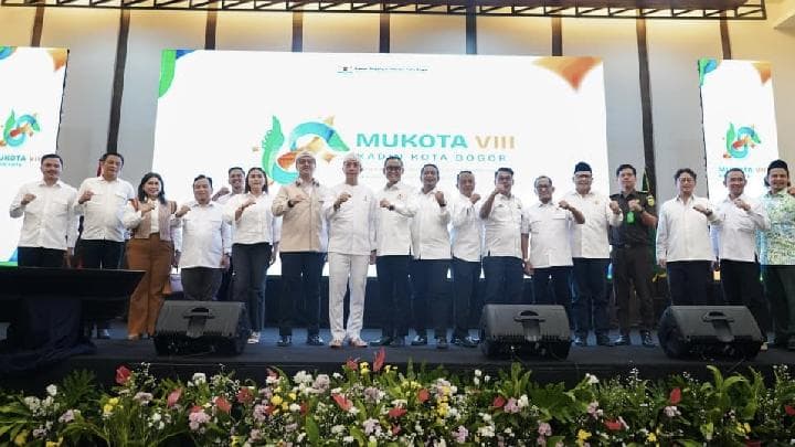 DPRD Bogor Tanam Pohon di TPU Kayumanis: Tanda Hijau atau Hanya Panggung Pemasaran?
