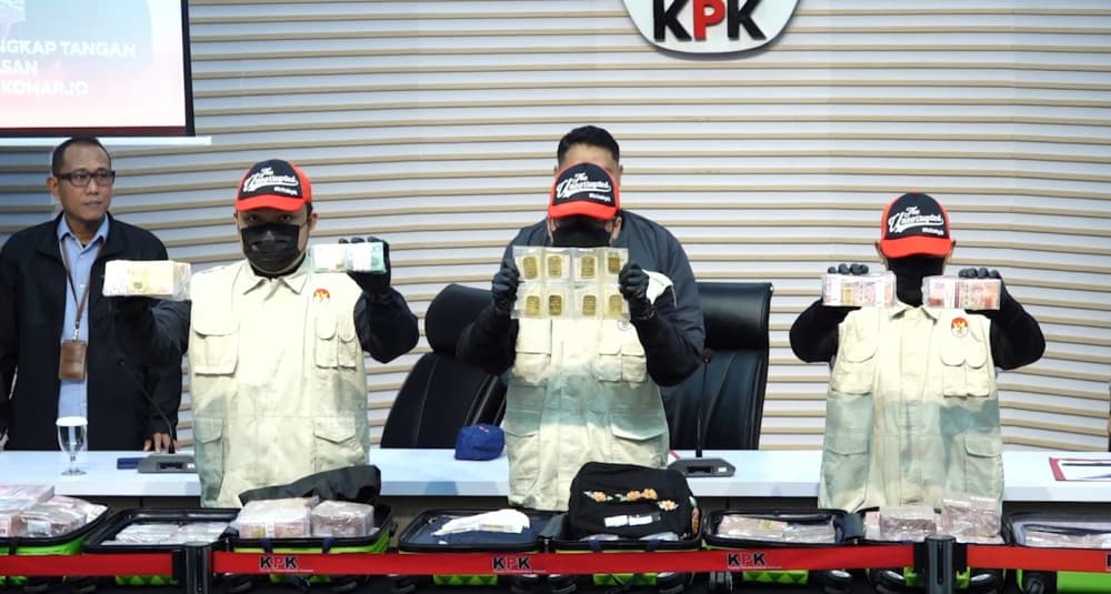 Skandal Pemerasan di Sukoharjo: Bupati Etik Tersangka, KPK Sita Harta Rp21,1 Miliar