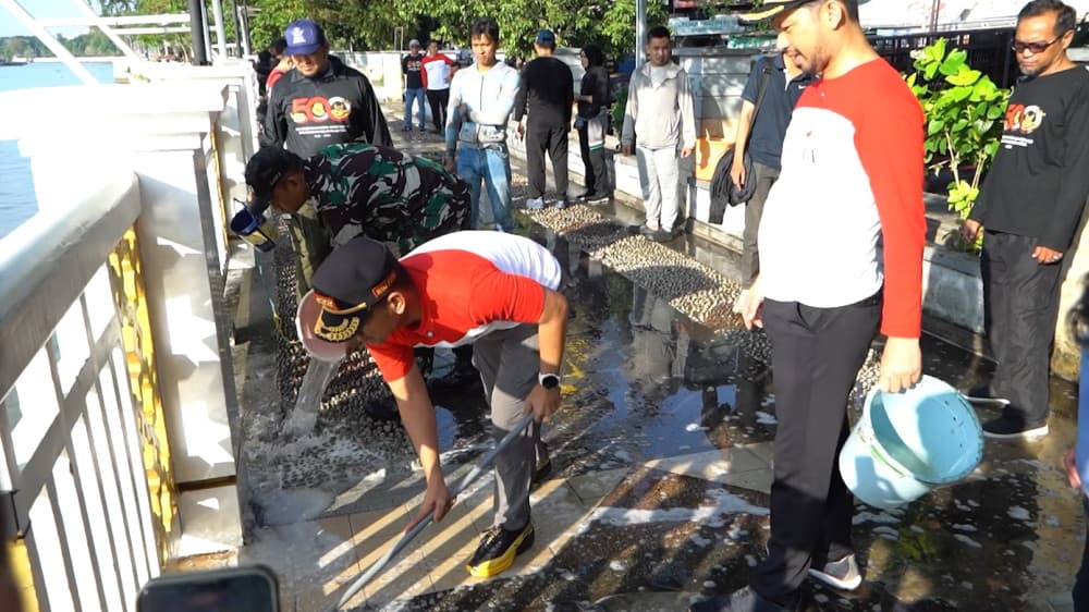 Banjarmasin Gelar Gotong Royong Bersihkan Wisata: Upaya Nyata atau Sekadar Panggung Politik?