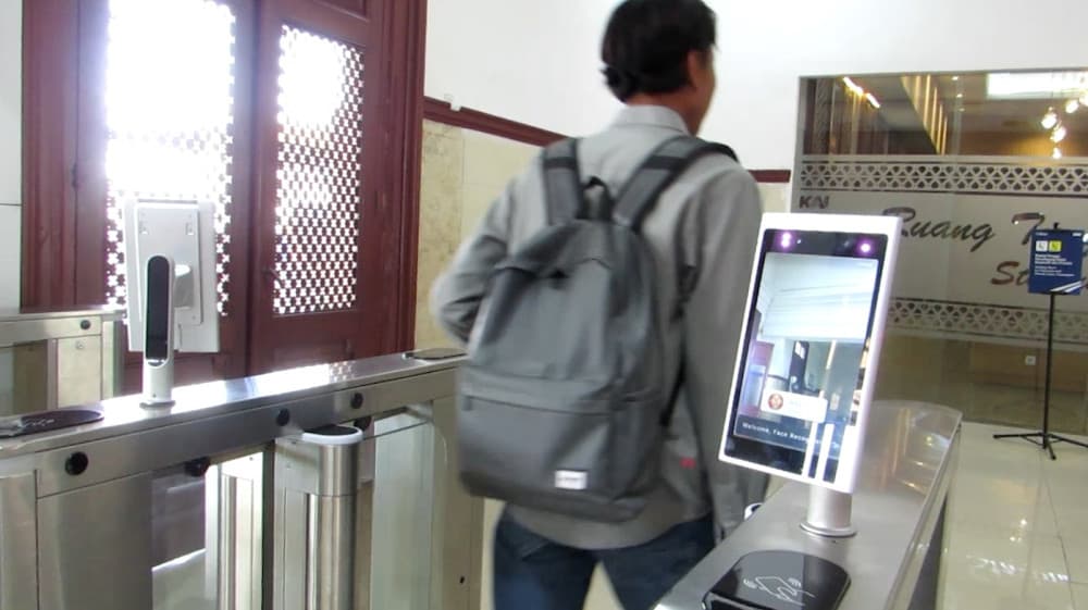 Inovasi KAI Daop 9 Jember: Face Recognition, Tambah Kereta, dan Diskon Tiket – Benarkah Mengubah Paradigma Penumpang?