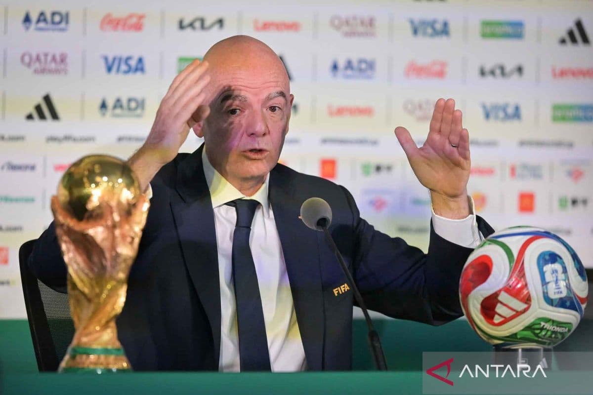 FIFA Siap Bongkar Tradisi: 64 Tim di Piala Dunia 2030? Strategi Politik atau Hanya Mainan Prestasi?
