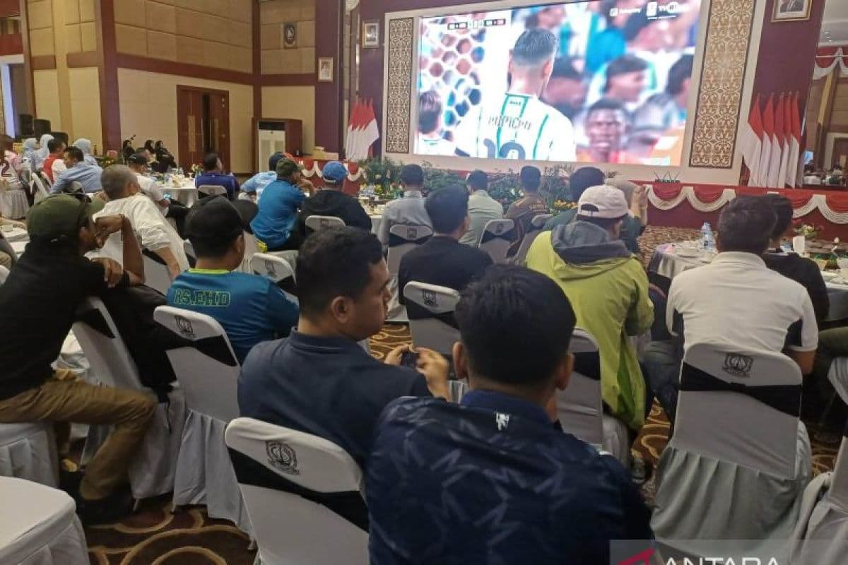 Gubernur Kepri Manfaatkan Nobar Piala Dunia 2026: Janji Kebersamaan atau Sekadar Panggung Politik?