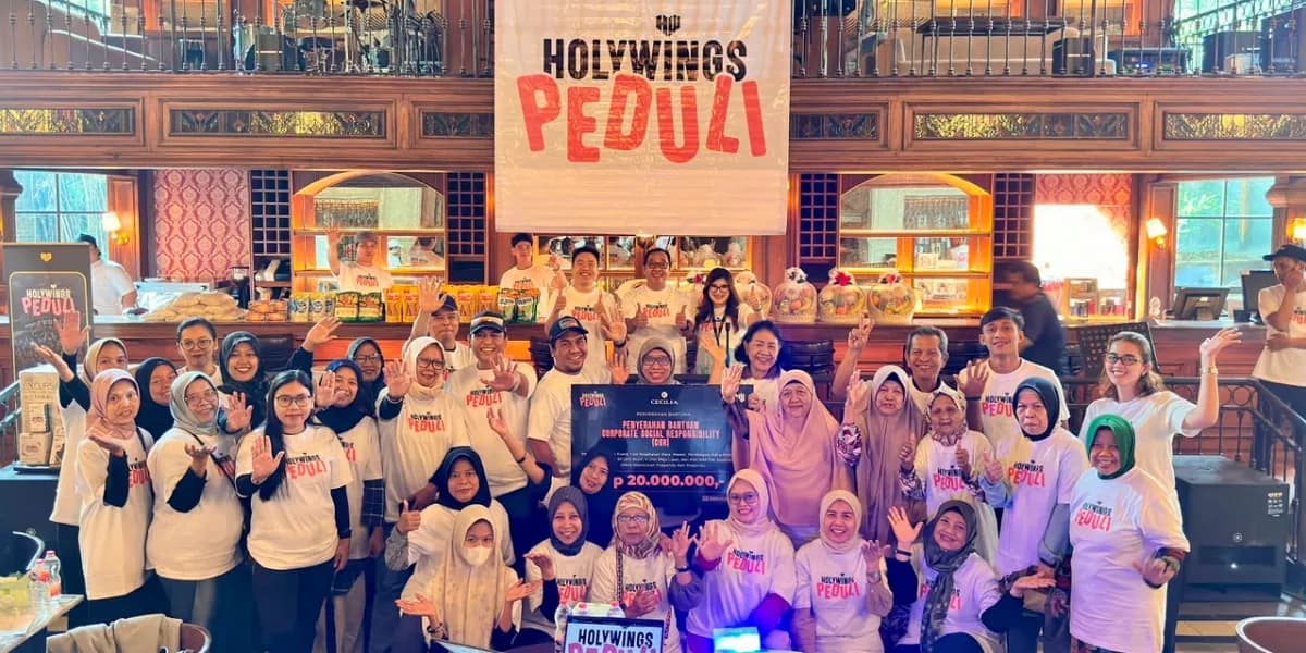 Holywings Peduli Bikin Lansia Lebih Ceria: Cek Mata Gratis, Kacamata Gratis, & Bantuan Sosial Mengejutkan!